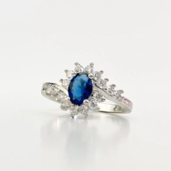 925 Sterling Silver Ring Sapphire Cubic Zirconia - Picture 4 of 9